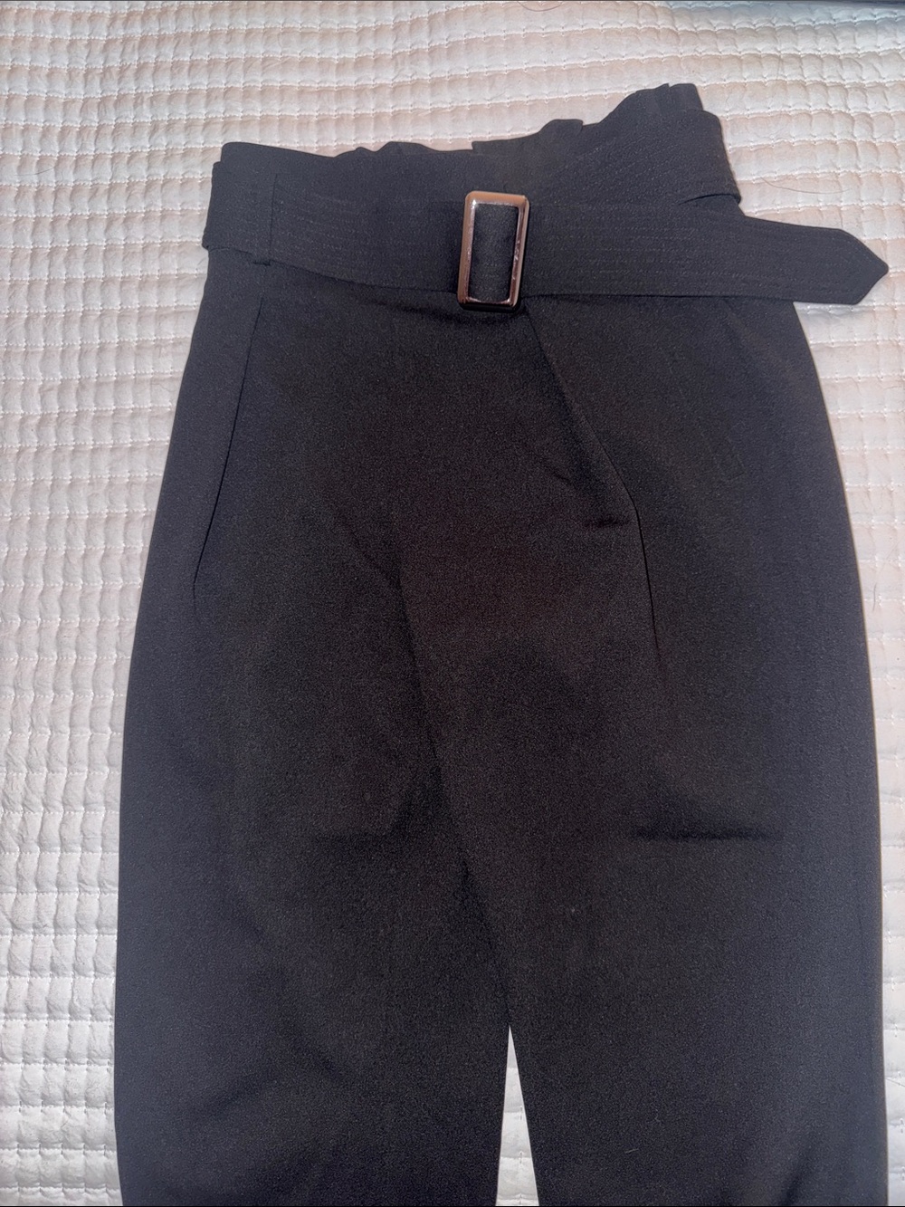 Tahari Belted Trousers in Black Size 6 Like New